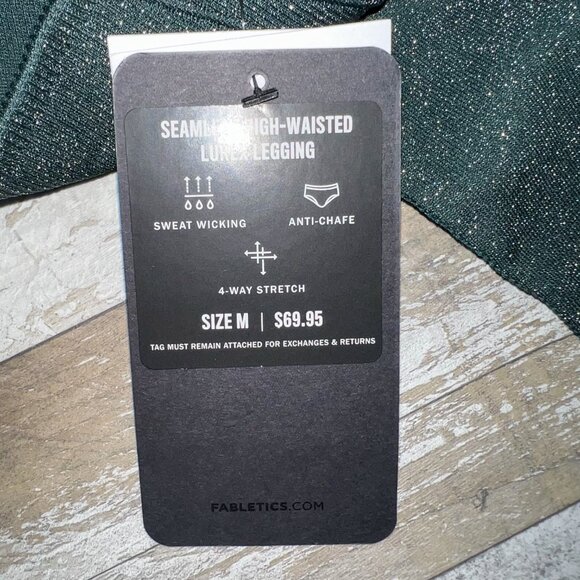 NWT Fabletics Seamless High-Waisted Legging Everpine Sparkle Size M - Picture 9 of 9